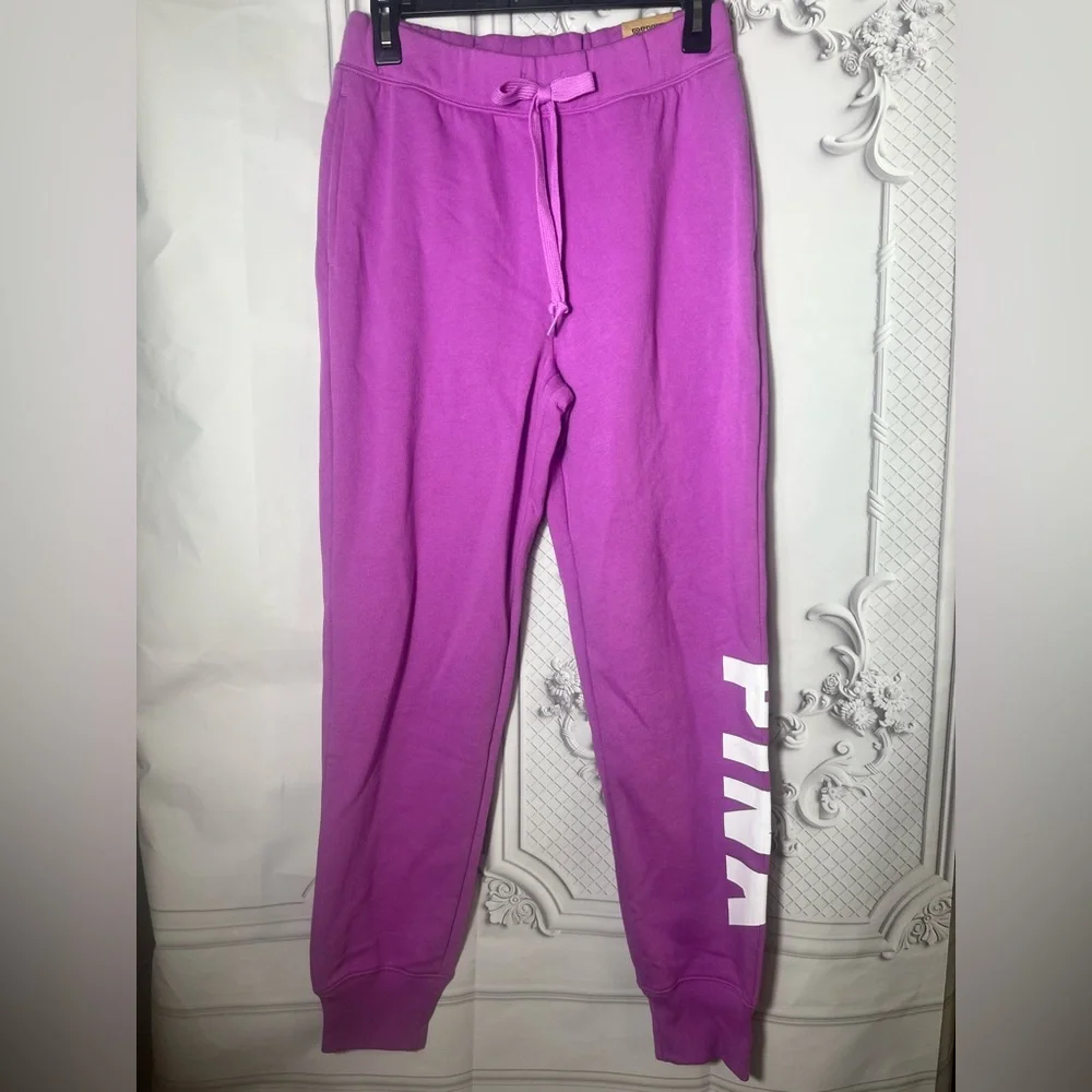 VICTORIA SECRET PINK FLEECE BAGGY PURPLE CAMPUS PANTS - Picture 2 of 5
